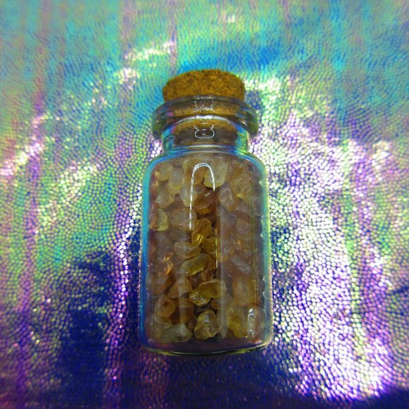 Brown Zircon Gemstone Chips In A Bottle Embellishments Natural Semi Precious - Picture 3 of 3